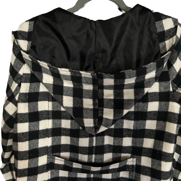 Love Tree Plaid Jacket - Picture 3 of 7